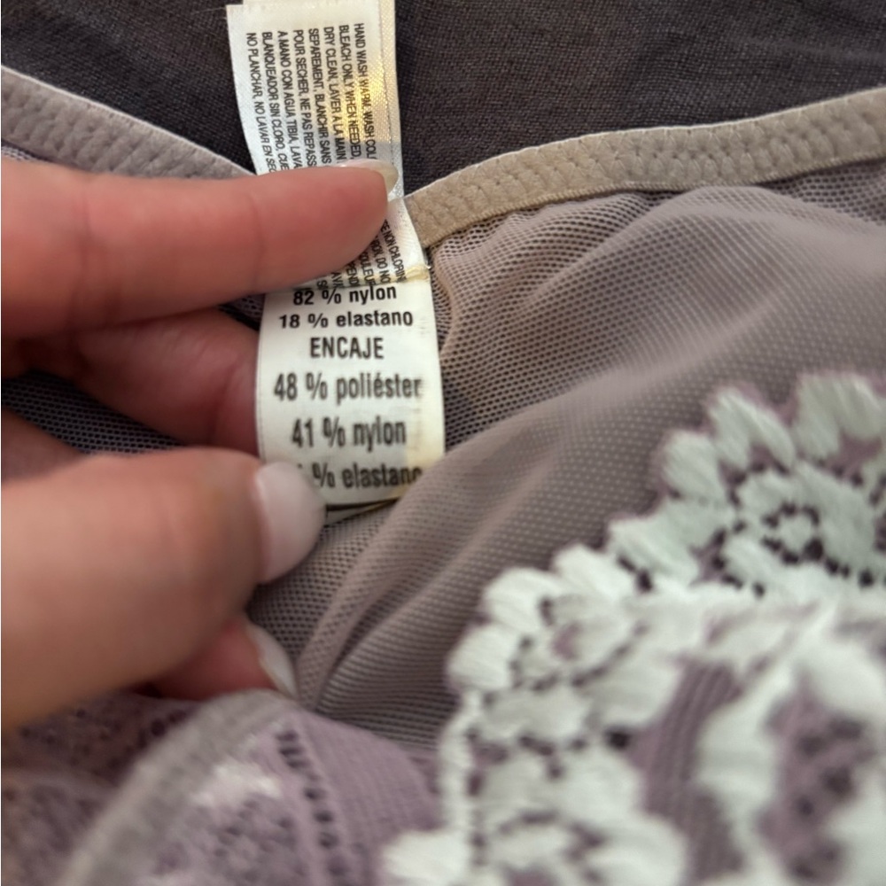 Lace Dress Lavender and Cream - Picture 2 of 3